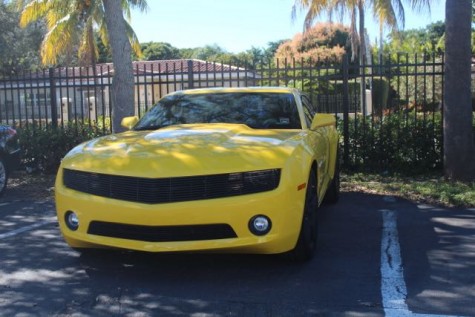 The Chevrolet Camaro 2011 is good for someone who wants a sporty look.