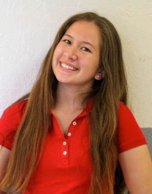 Maria Estrada, Freshman Class Treasurer