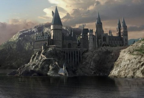 Follow Harry Potter's adventures in Hogwarts