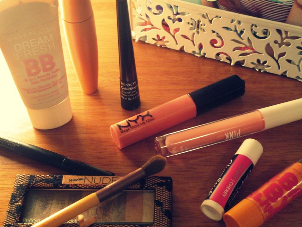 Makeup essentials every girl should have laying around in her room.