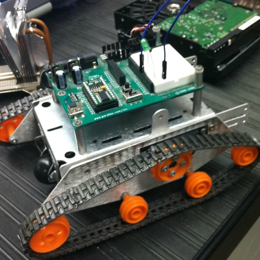 Walk into the club like what up, let's make a robot!