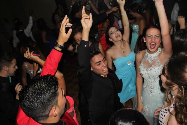 [Gallery] Prom: An Unforgettable Night 