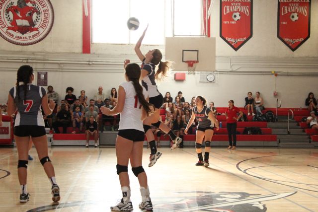 Girls+Varsity+Volleyball+Photos