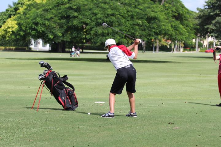 Putting in the Work: Golf Photos