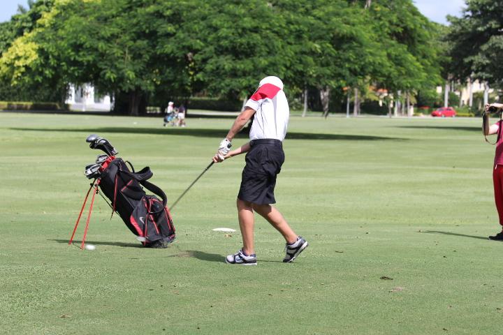 Putting in the Work: Golf Photos
