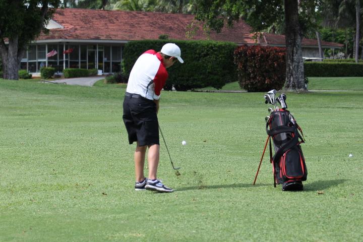 Putting in the Work: Golf Photos