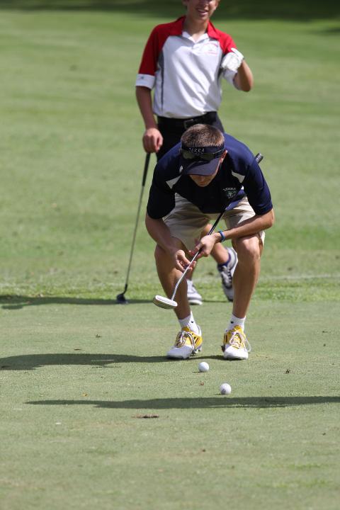 Putting in the Work: Golf Photos