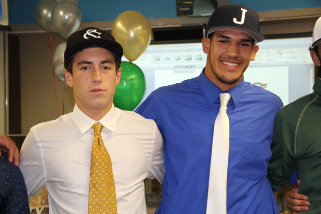 Senior+Baseball+Players+Sign+with+Colleges