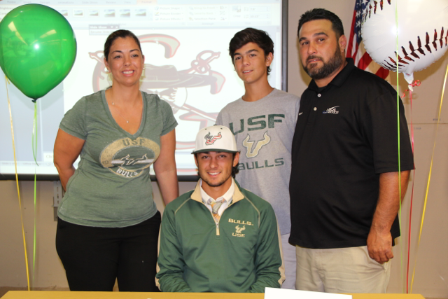 Senior Baseball Players Sign with Colleges