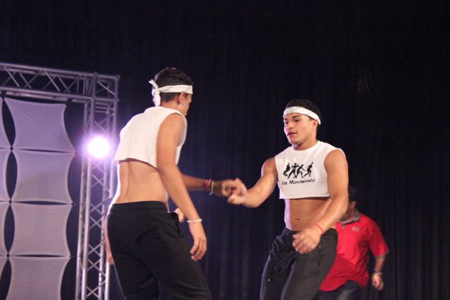Senior Pep Rally: Glow Before You Go