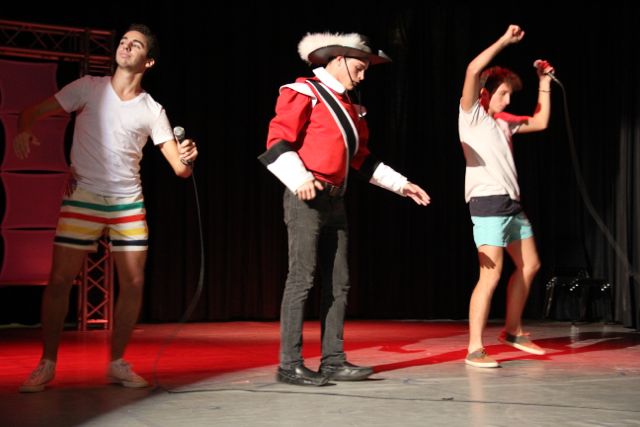 Senior Pep Rally: Glow Before You Go