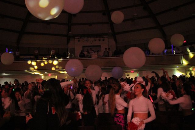 Senior Pep Rally: Glow Before You Go
