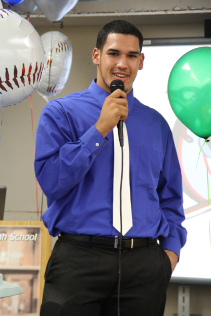 Senior+Baseball+Players+Sign+with+Colleges