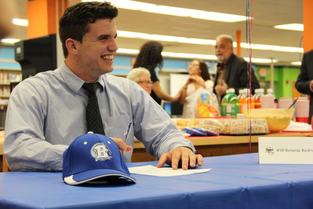 Senior Baseball Players Sign with Colleges