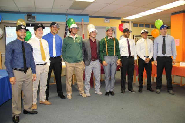Senior Baseball Players Sign with Colleges