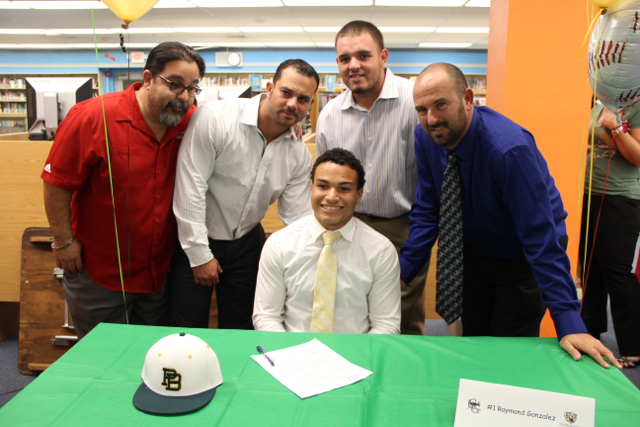 Senior Baseball Players Sign with Colleges