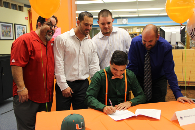 Senior Baseball Players Sign with Colleges