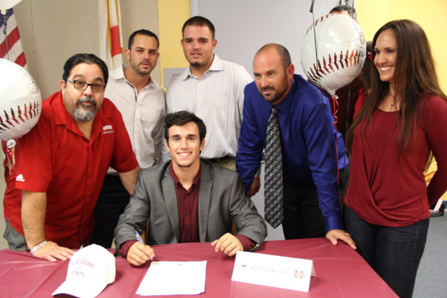 Senior Baseball Players Sign with Colleges
