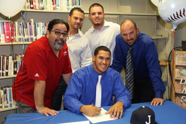 Senior Baseball Players Sign with Colleges