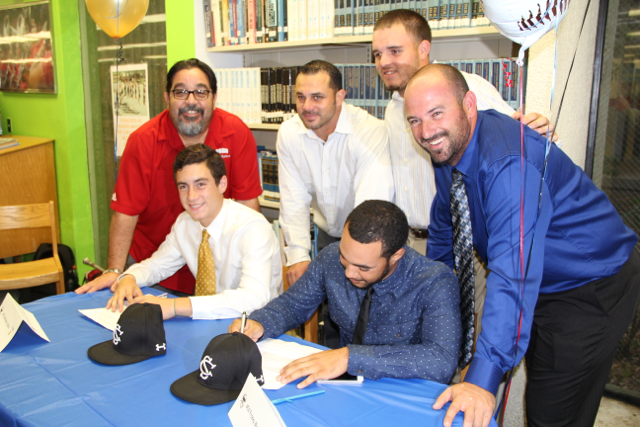 Senior Baseball Players Sign with Colleges