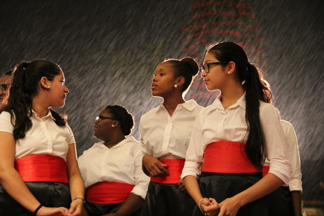 Chorus Caroling Competition