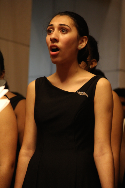 Chorus Caroling Competition