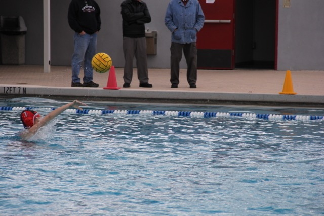 Cavalier Water Polo Take on the Makos
