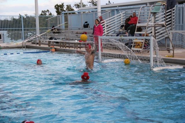 Cavalier Water Polo Take on the Makos