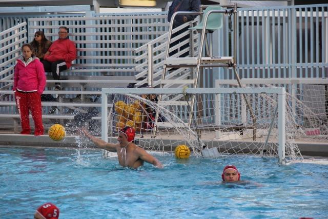 Cavalier Water Polo Take on the Makos