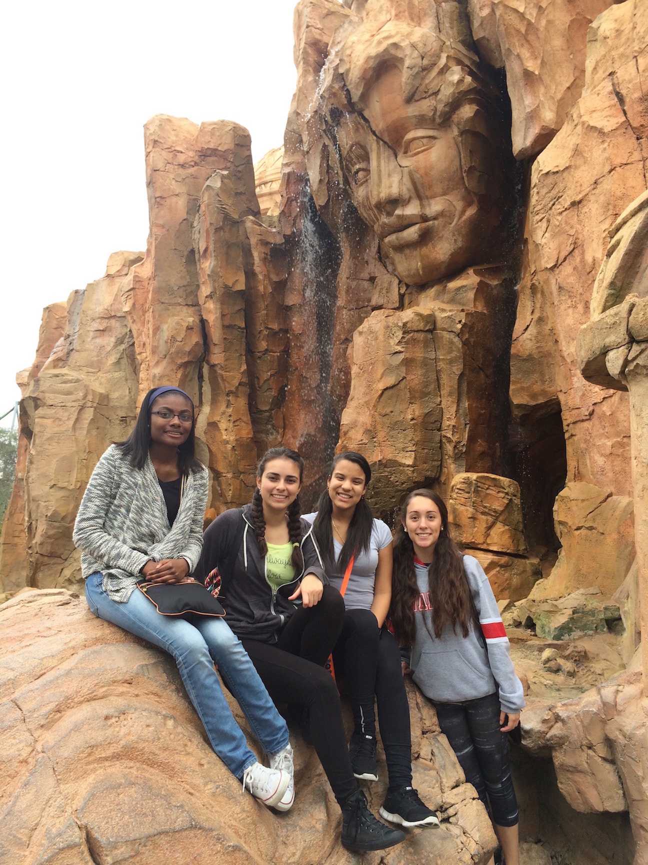 Class of 2017 visits Islands of Adventure
