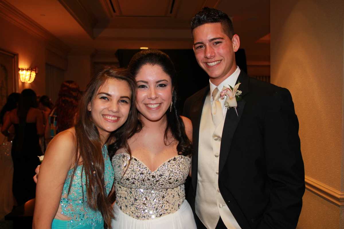 Class of 2015 Enjoys Their 'Night to Remember'