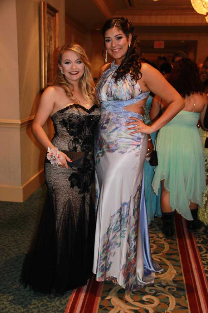 Class of 2015 Enjoys Their 'Night to Remember'