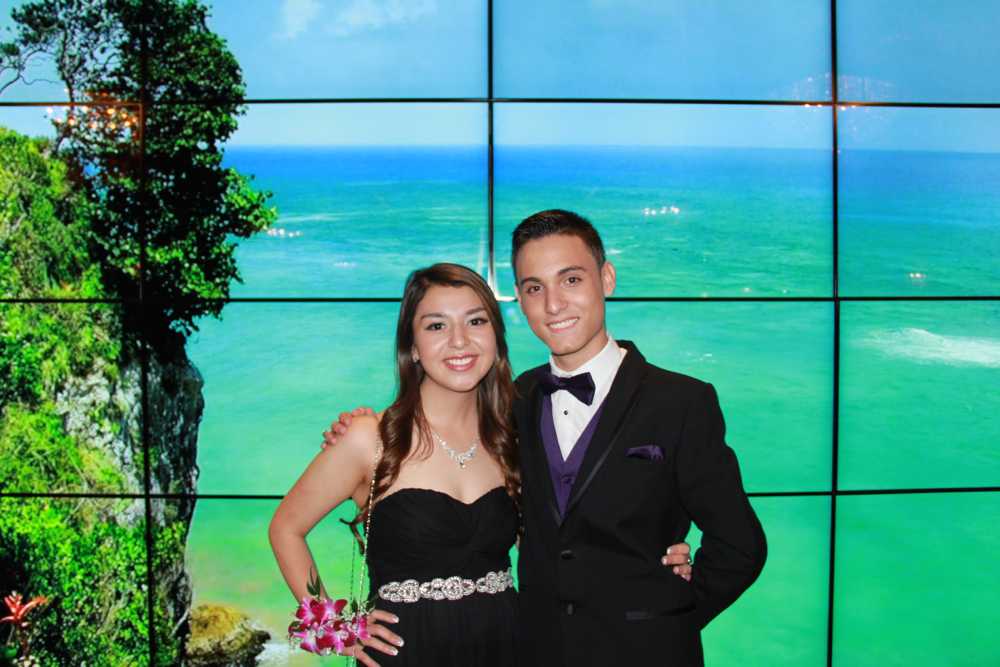 Class of 2015 Enjoys Their 'Night to Remember'