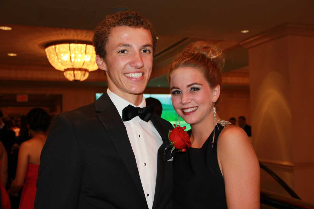Class of 2015 Enjoys Their 'Night to Remember'
