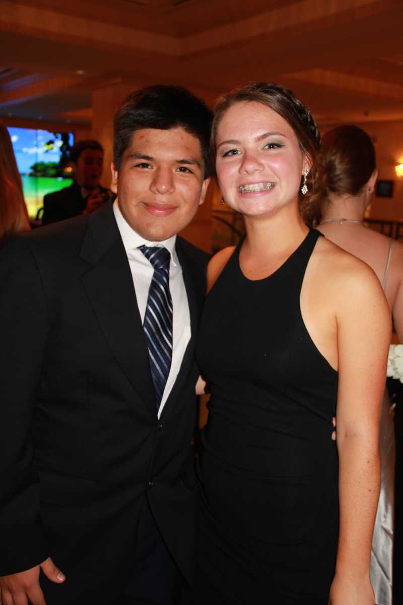 Class of 2015 Enjoys Their 'Night to Remember'
