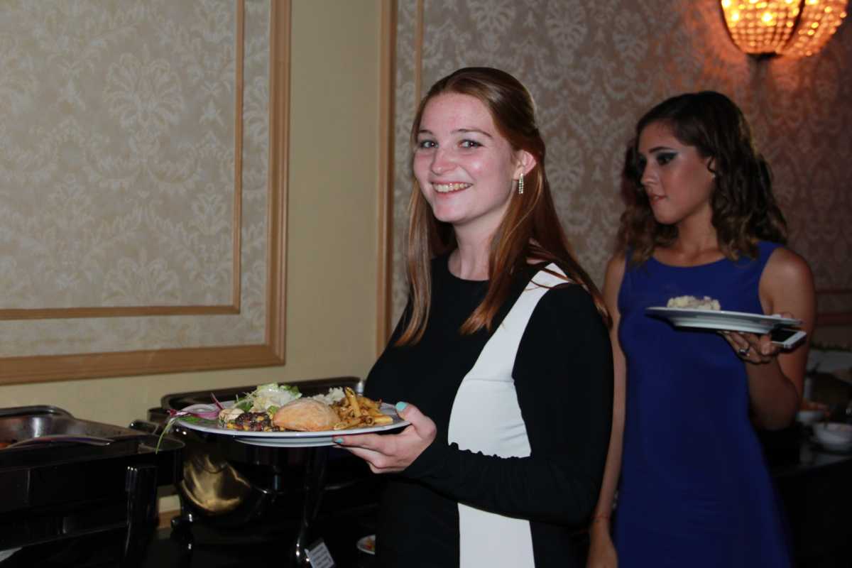 Class of 2015 Enjoys Their 'Night to Remember'