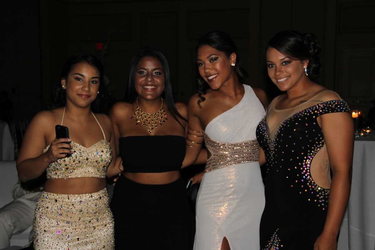 Class of 2015 Enjoys Their 'Night to Remember'