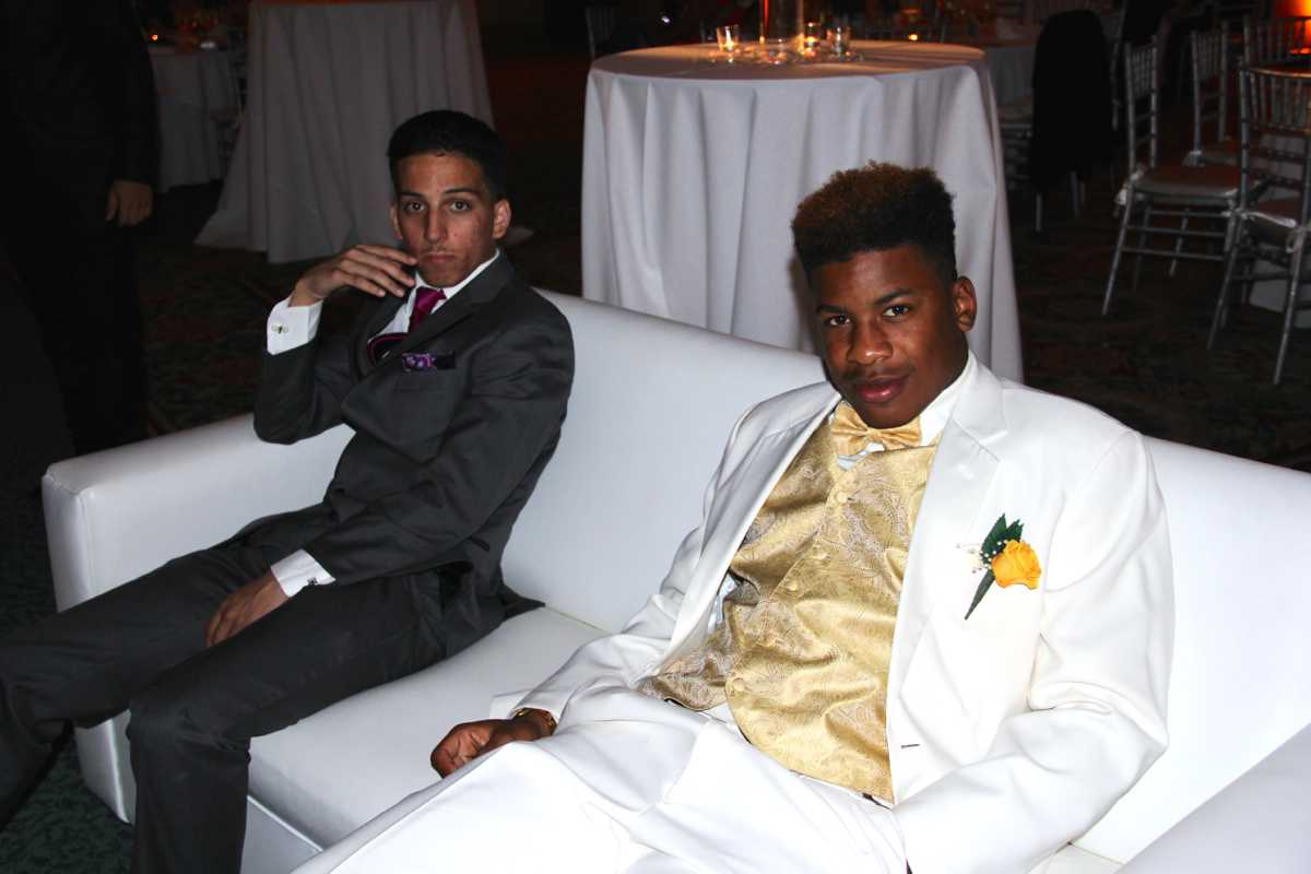 Class of 2015 Enjoys Their 'Night to Remember'