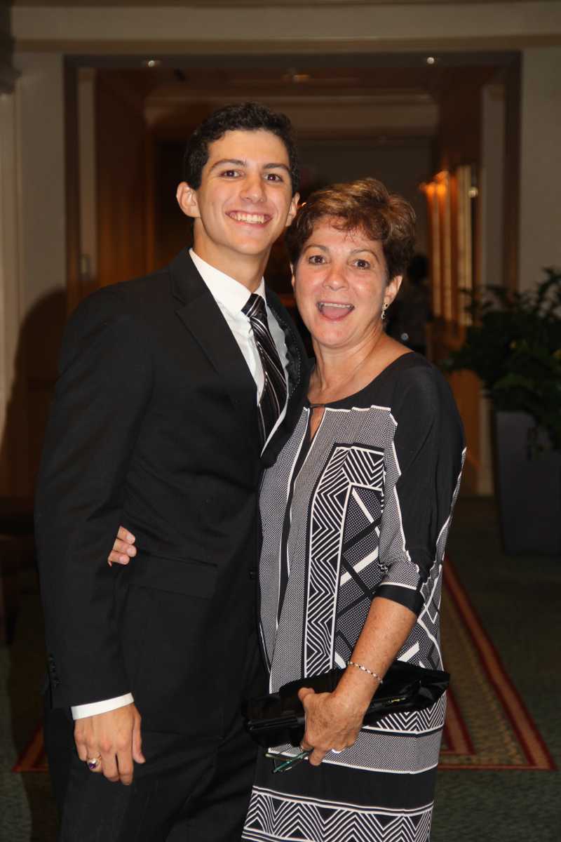 Class of 2015 Enjoys Their 'Night to Remember'