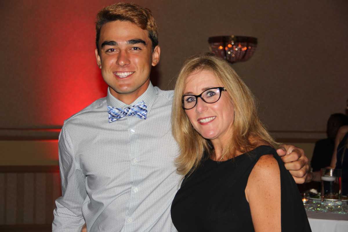 Class of 2015 Enjoys Their 'Night to Remember'