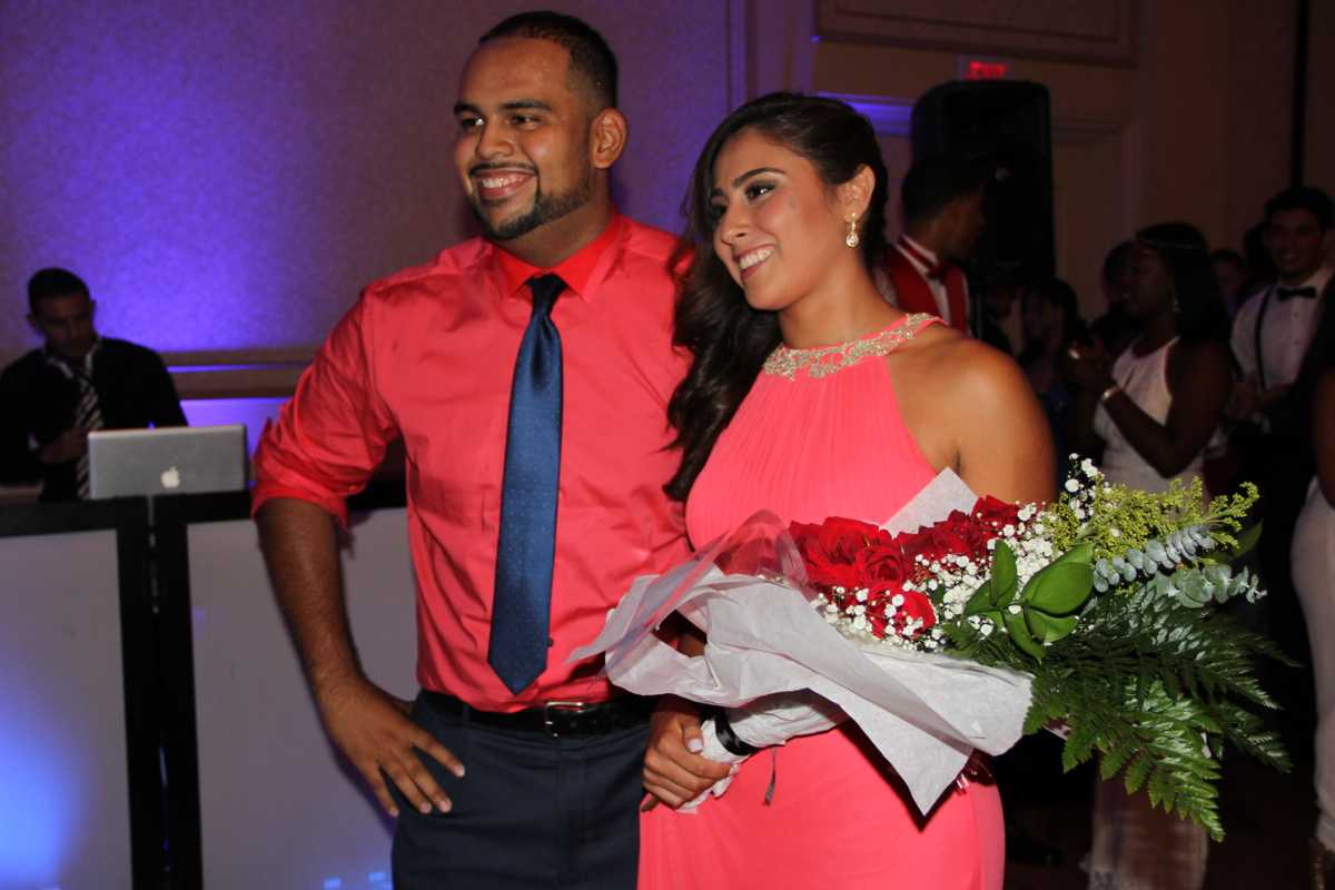 Class of 2015 Enjoys Their 'Night to Remember'