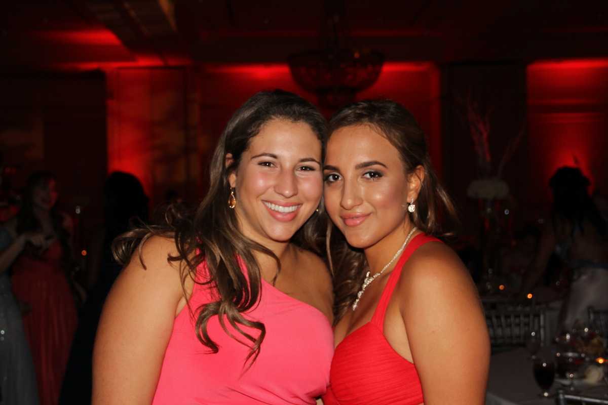 Class of 2015 Enjoys Their 'Night to Remember'