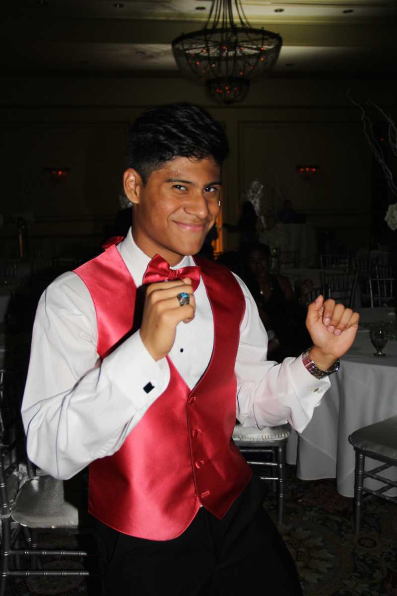 Class of 2015 Enjoys Their 'Night to Remember'