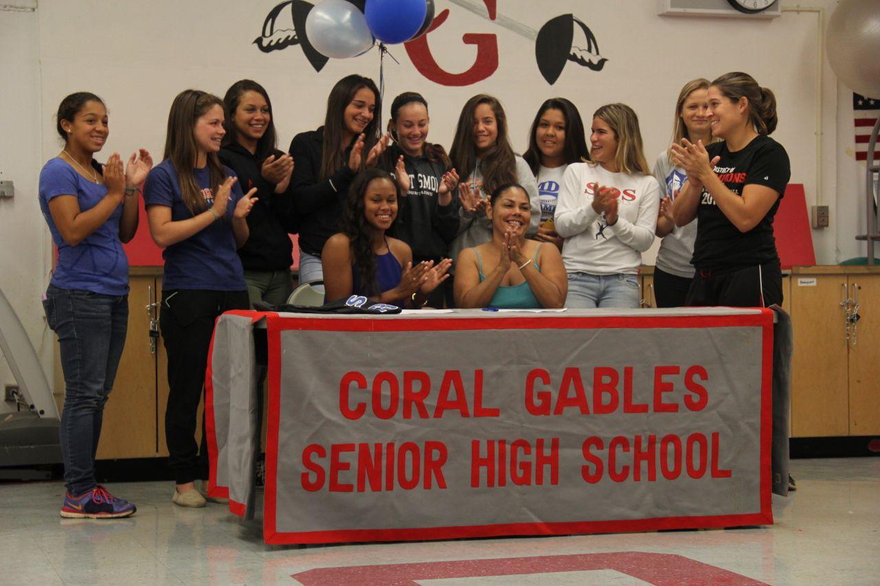 Chanelle 'Coco' Wilson signs with Miami-Dade College Softball!
