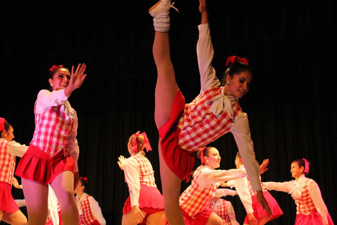 Senior Gablettes Take Final Bow