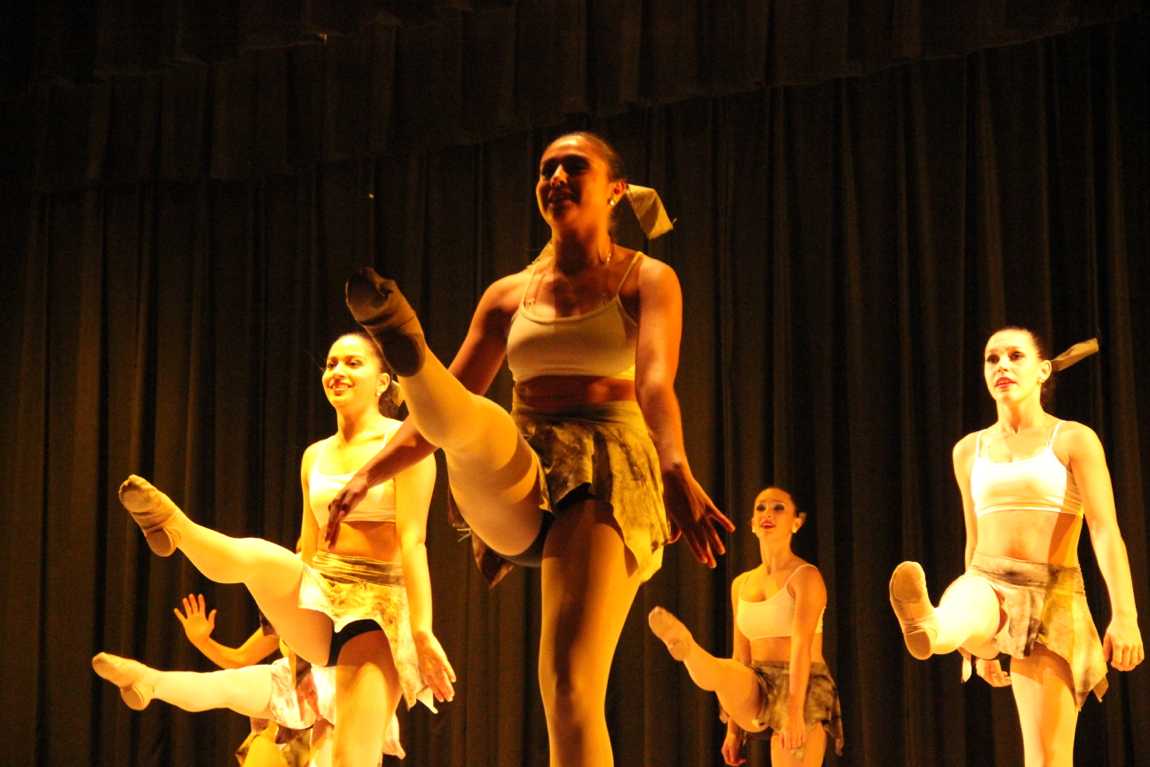 Senior Gablettes Take Final Bow