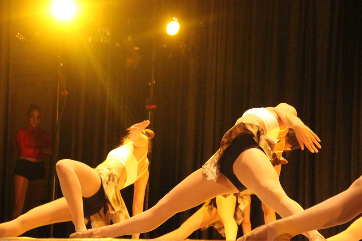 Senior Gablettes Take Final Bow