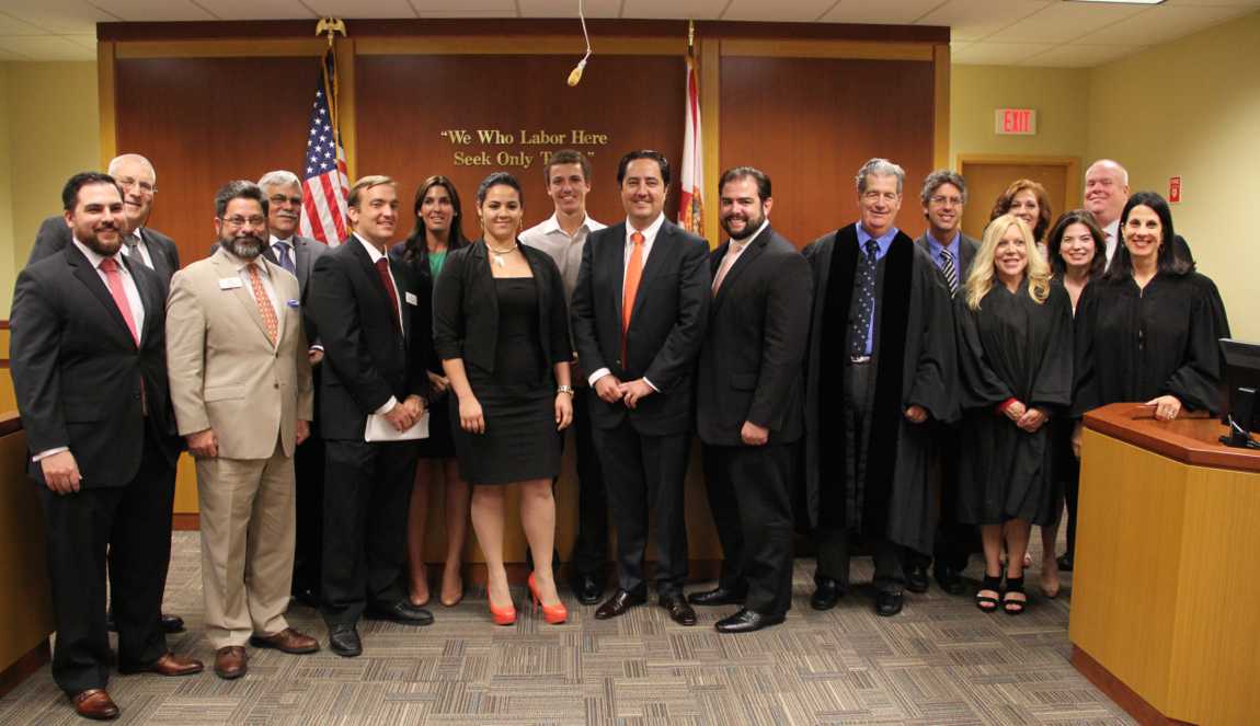 Law Students Attend Mock Trial