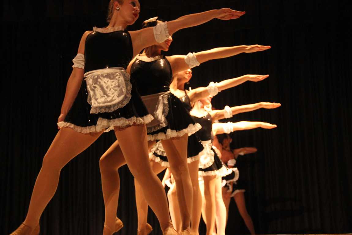 Senior Gablettes Take Final Bow