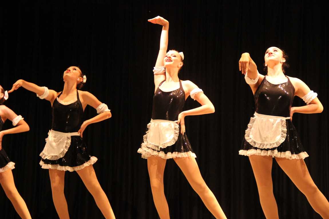 Senior Gablettes Take Final Bow